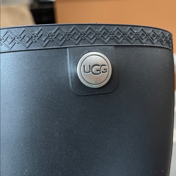 UGG Classic Black Waterproof Women’s Boots with Fur Insole